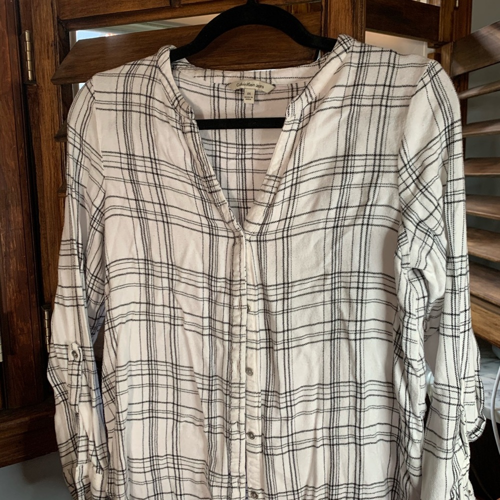Calvin Klein White and Black Flannel Top
